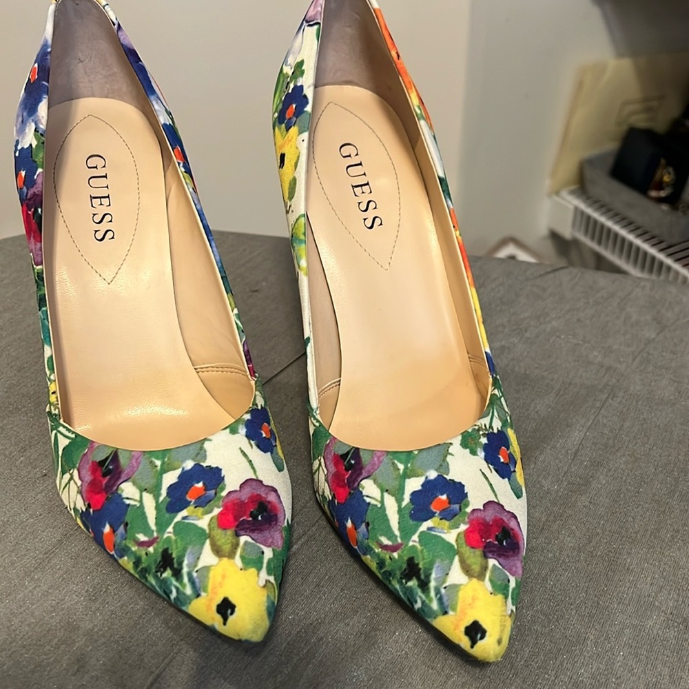 Floral pumps